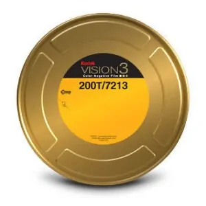 Filme KODAK VISION3 16mm 400ft (122m) 200T/7213